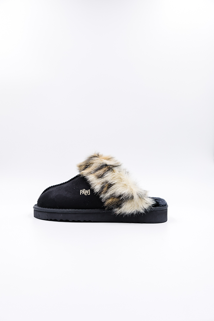PAWJ Slippers Black Wild Leopard