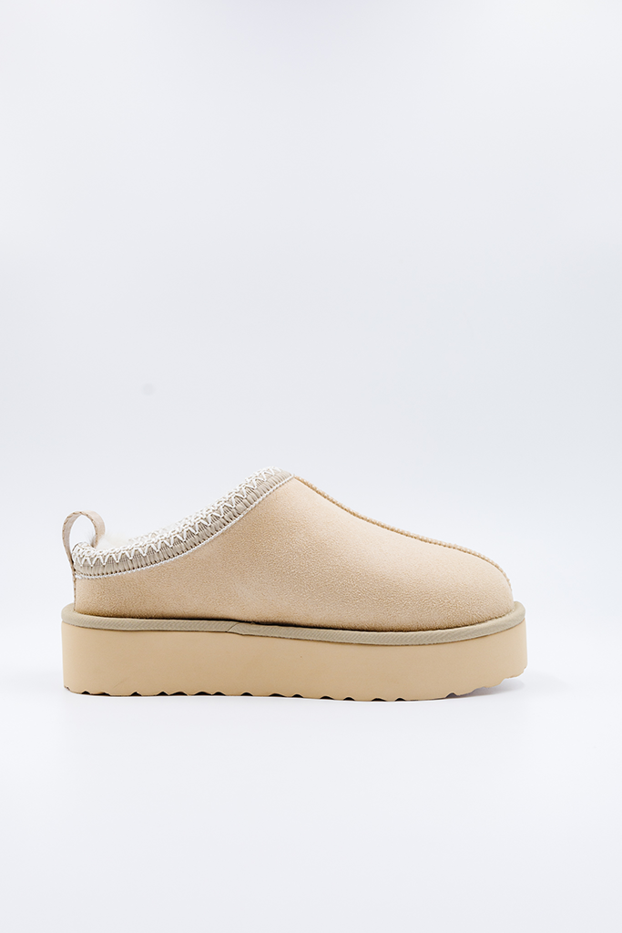 Tan Roe Clog | PAWJ California 100% Vegan Footwear