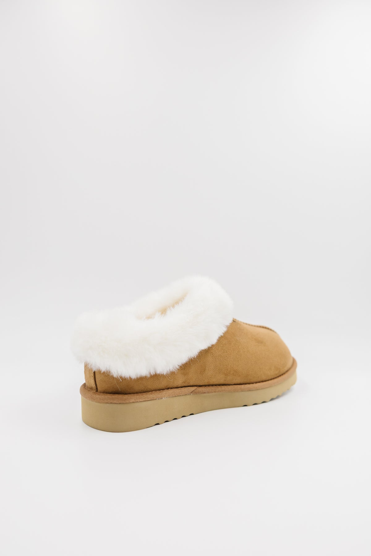 PAWJ Marley Slipper in Chestnut with faux aspen snow fur